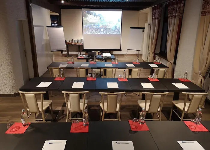 Hotel Restaurant La Poste Saint-Cergue