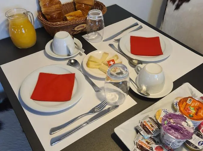 Hotel Restaurant La Poste Saint-Cergue